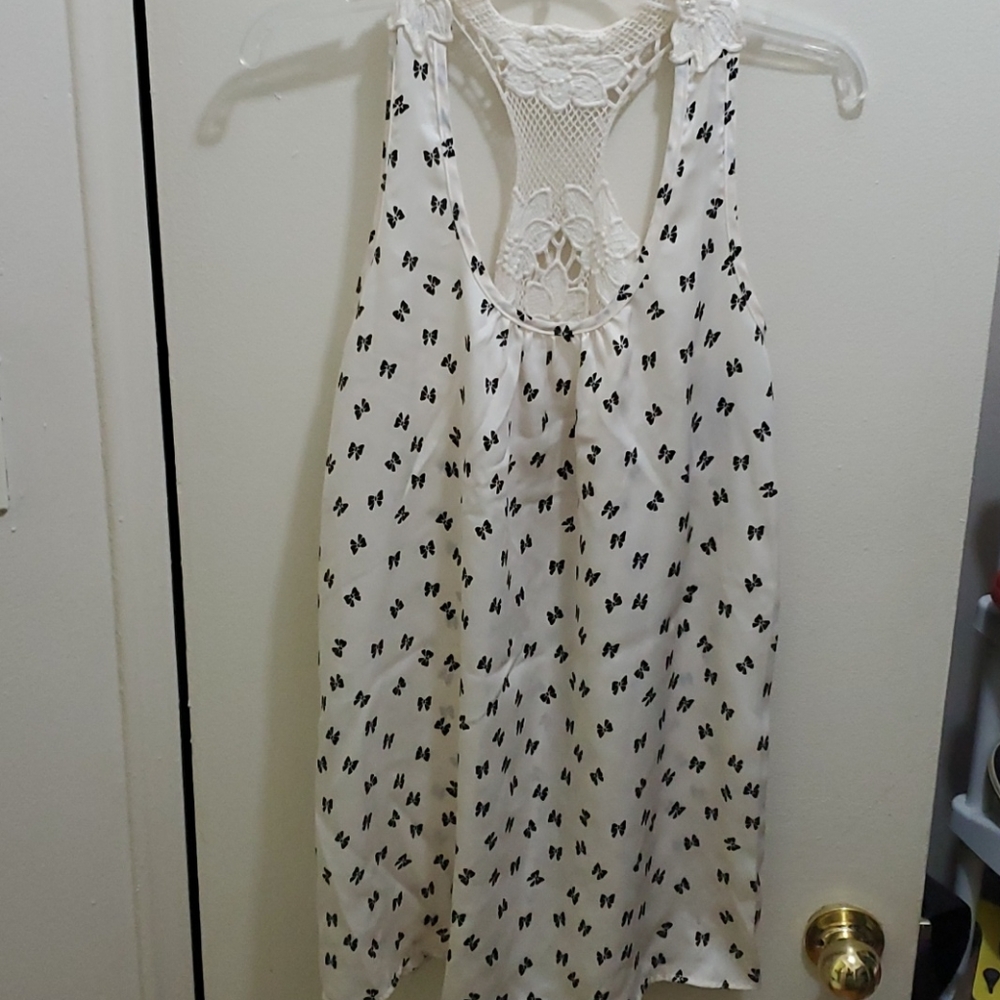 🔴2 for $10🔴 CREAM BOW DETAIL - LONG TANK TOP